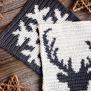 Christmas Potholder Crochet Pattern: Reindeer & Snowflake Tapestry (PDF Pattern)
