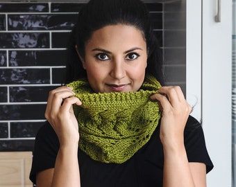 Autumn Lace Knit Cowl Knitting Pattern