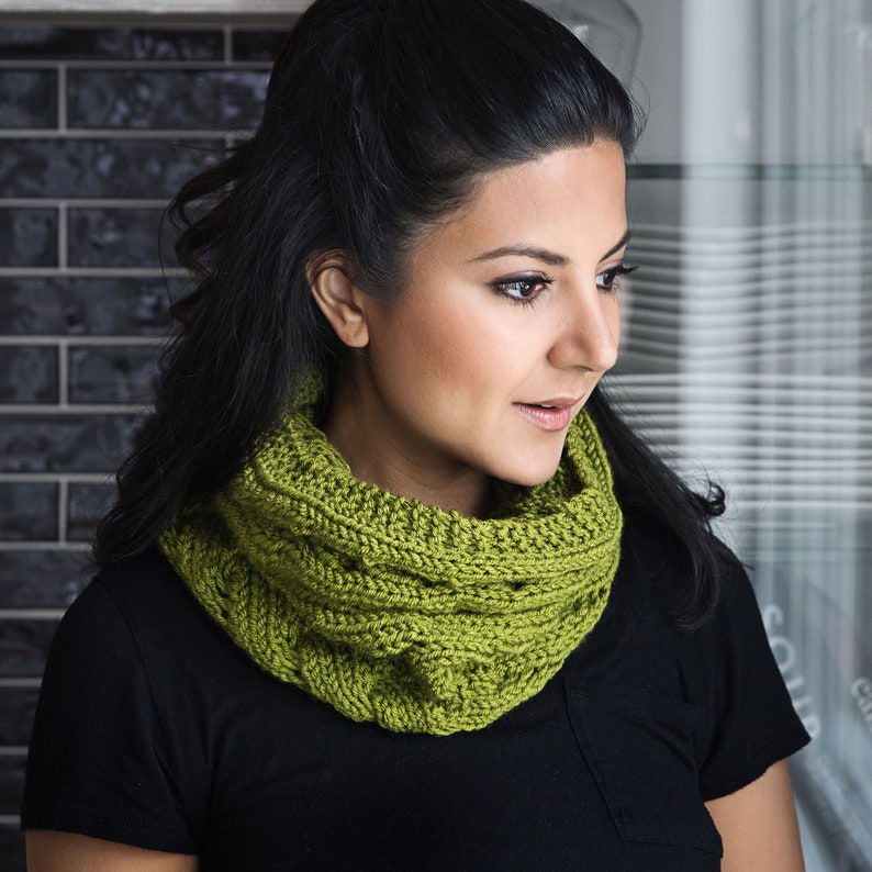 Autumn Lace Knit Cowl Knitting Pattern image 3