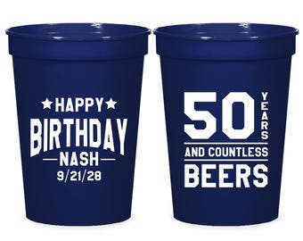 Recuerdos para 50 cumpleaños, 50 años y un sinfín de cervezas, vasos de estadio personalizados, vasos de plástico personalizados (476)