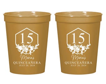 Custom Quinceañera Stadium Cup, Personalized Quinceañera Stadium Cups, Quinceañera Party Favors Plastic Cup, Custom Plastic Cup Favors (565)