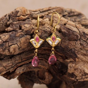 Earrings gold 22k diamond polki slice, Ruby and tourmaline drops kunadan gold earring hook earring, Vintage Jewelry, mughal style jewelry.