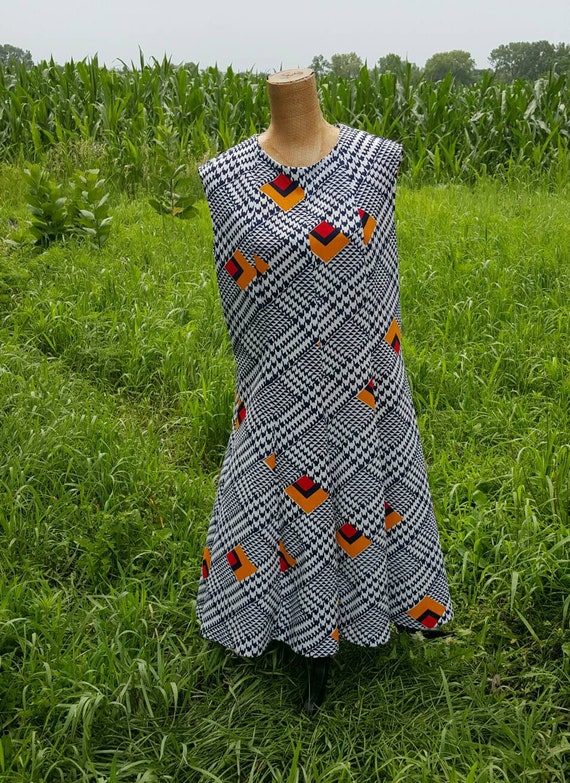 Primary Pattern Geometric Herringbone Dress - image 4