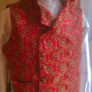 Gentleman&#39;s double-breasted waistcoat / vest with functional hip pockets.18th century, Regency and Victorian or Steampunk and contemporary.