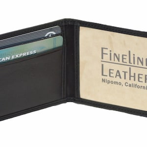 Cartera de piel para hombre. #131. Diseño plegable ultrafino. Incluye ventana para identificación con fotografía/bolsillos para tarjetas. Cuero suave y mantecoso americano de primera calidad.