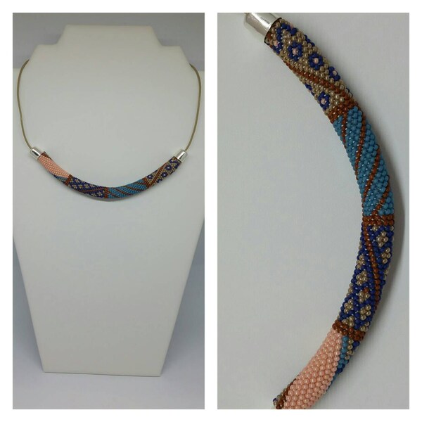 Collier "Jane", beads crochet.