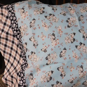 Taie d&#39;oreiller chiots et chatons, Empreintes de pattes de chats, Taie d&#39;oreiller taille standard, Coutures françaises, Taie d&#39;oreiller faite main, Taie d&#39;oreiller en coton