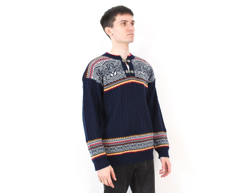 Vintage Men's M Merino Wool Jumper Pullover Sweater Norwegian Knit Nordic Top Knitted Norway Clasp Neck Retro Norway Navy Blue Red White 3v image 2