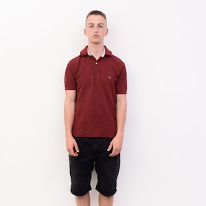 TOMMY HILFIGER vintage 1990&#39;s Men&#39;s Size S Polo Shirt Golf Burgundy Cotton Retro Short Sleeved Tee S T-Shirt Top Summer Good vibes 1l