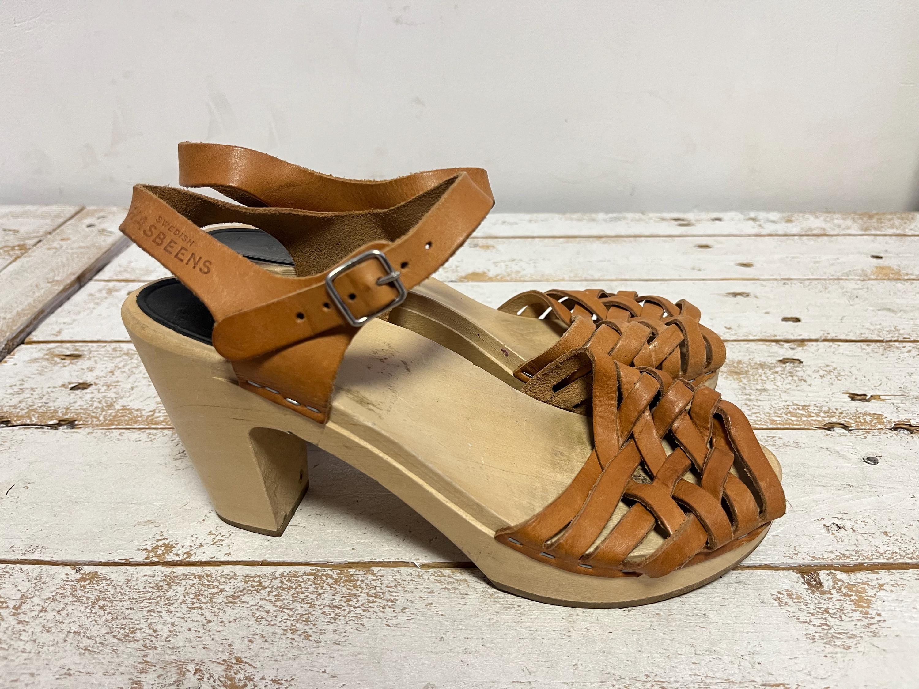 swedish hasbeens　サンダル Amazon.com | swedish hasbeens Triangle Sandal Viola Suede