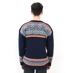 Vintage Men's M Merino Wool Jumper Pullover Sweater Norwegian Knit Nordic Top Knitted Norway Clasp Neck Retro Norway Navy Blue Red White 3v image 5