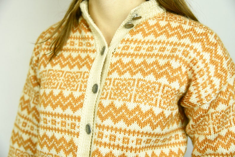 VINTAGE 1990/'s Women/'s Small Norwegian Icelandic Chunky Knit Wool Cardigan Scandinavian Sweater Orange Beige Fair Isle Button Up Jumper Top