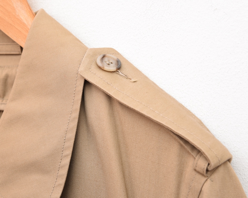 LONDON FOG Vintage Men/'s UK 42 Belted Trench Coat Beige Jacket Raincoat Mac Made In usa Jacket Mac Retro Mod Style Everyday Casual 1s