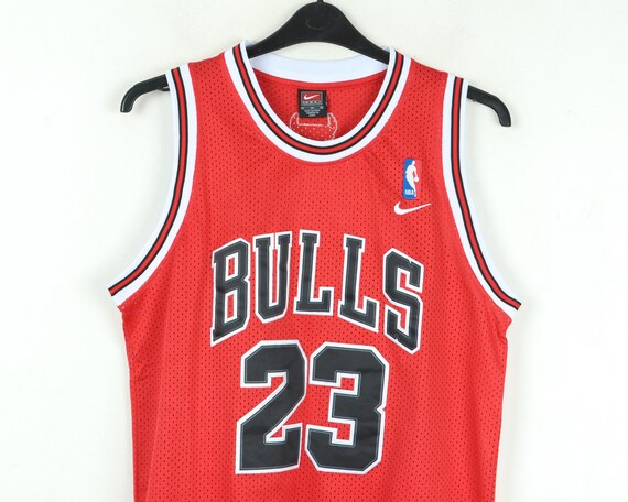 NIKE Chicago Bulls Michael Jordan #23 Vintage Size Adult S