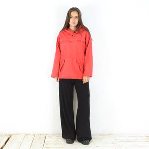 Vintage women M windbreaker anorak jacket pullover parka coat raincoat hood norway Medium, hooded outdoor top salmon orange red norwegian 3n
