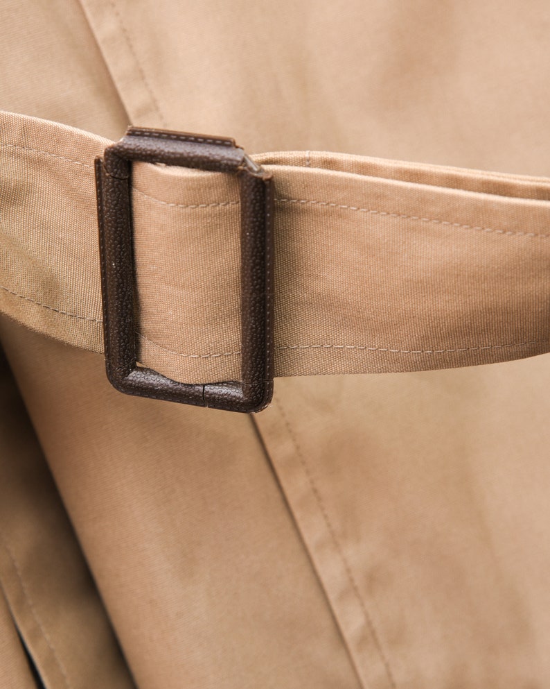LONDON FOG Vintage Men/'s UK 42 Belted Trench Coat Beige Jacket Raincoat Mac Made In usa Jacket Mac Retro Mod Style Everyday Casual 1s