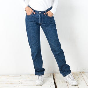 Vintage levi&#39;s strauss w28 l32 women&#39;s 501 jeans dark indigo wash raw, straight regular denim trousers pants mid rise button fly reg 3a