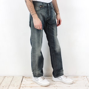 Vintage LEVI STRAUSS 501 Womens W31 L30 Jeans Regular Fit Straight Blue Button Fly Denim Trousers Pants Unisex men y2k Retro Streetwear M 3j