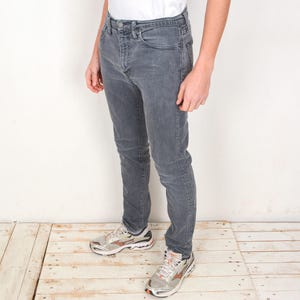 Vintage LEVI STRAUSS 511 Men W33 L32 Slim Fit Straight Jeans Denim Pants Trousers Grey Everyday Zip Fly Zipper Streetwear Retro Casual 5s