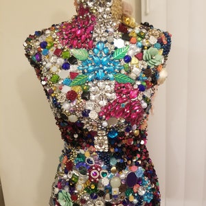 Embellished Mannequin Dress Form with Detachable Floral Train image 5