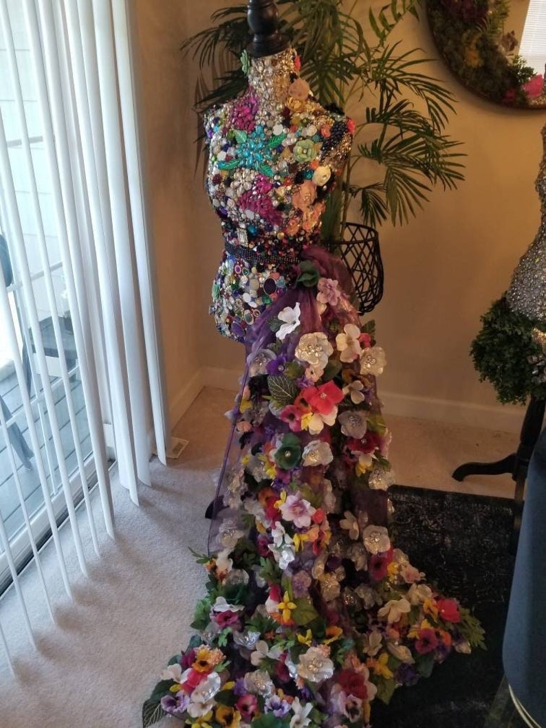 Embellished Mannequin Dress Form with Detachable Floral Train image 1