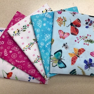 LAST ONE! Butterflies and Flowers Fat Quarter Bundle (5 fat quarters)