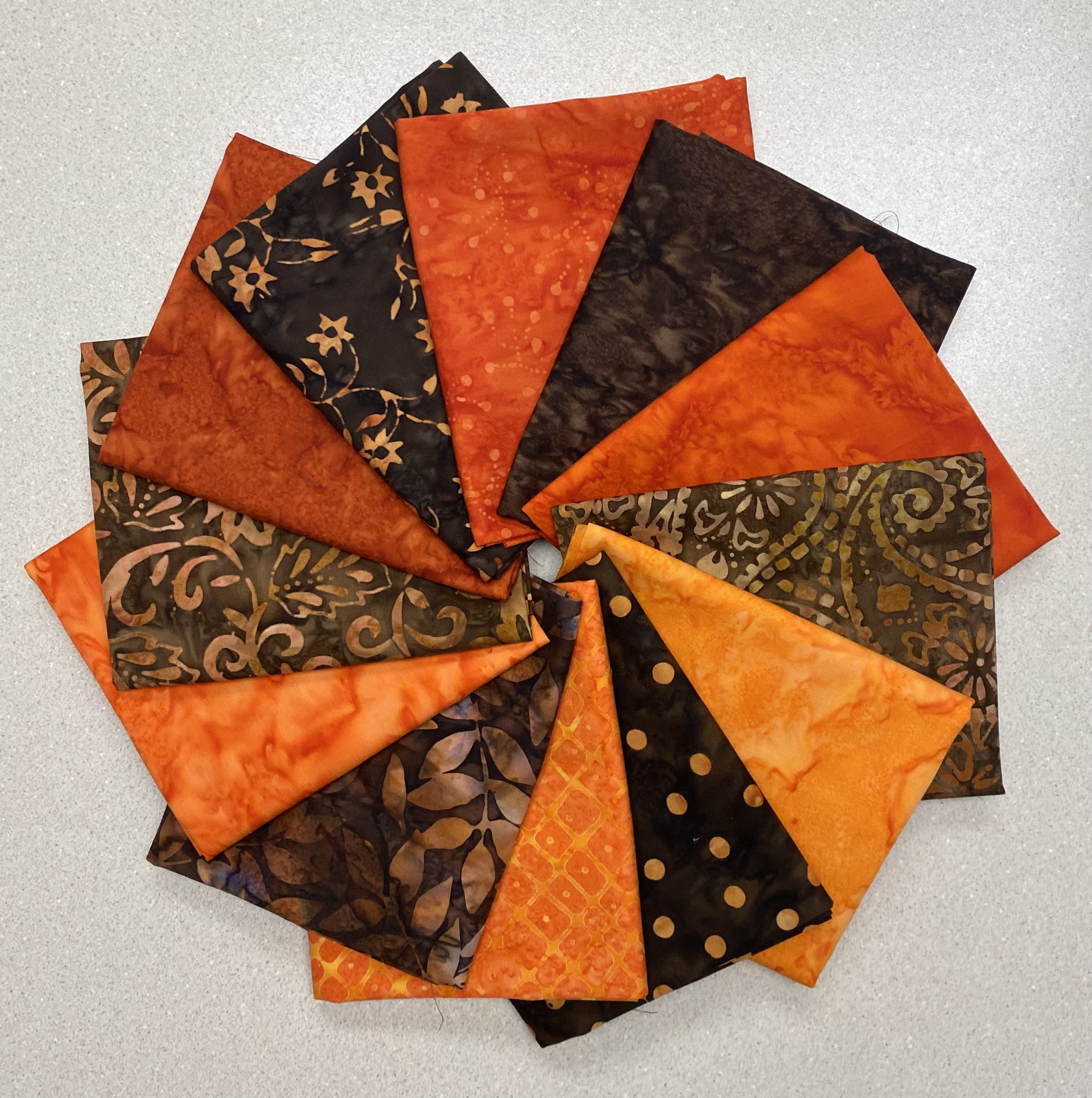 Awesome Autumn Fat Quarter Bundle 31 pieces - Riley Blake Designs - Pre cut  Precut - Fall - Quilting Cotton Fabric