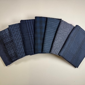 MAGNIFIQUE ! Lot de gros quarts de flanelle nuances de bleu (8)