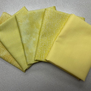 Soft Yellow Fat Quarter Bundle (5)