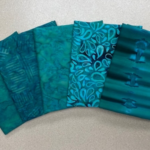 STUNNING! Aruba Turquoise Batik Fat Quarter Bundle (5)