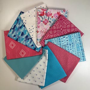 ONLY ONE! Summertime Bright Turquoise and Pink Flowers fat quarter bundle (10)