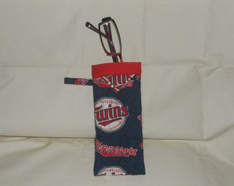 MLB - Reading Glasses Case - Quilted Fully Lined - Choose your Team