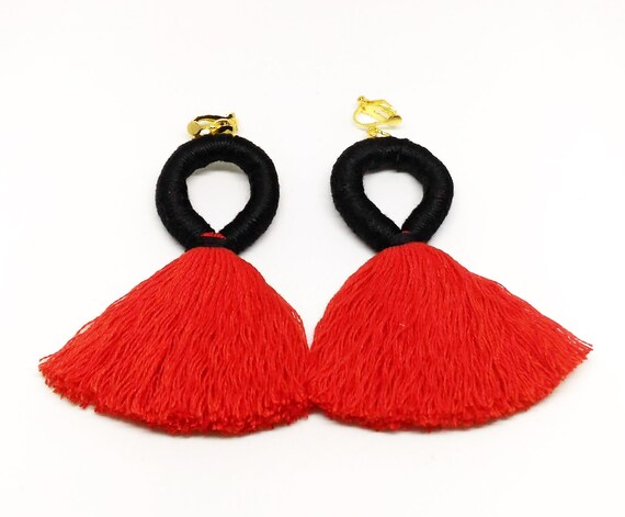 clip on tassel earrings black