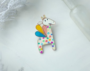 Giraffe brooch, Pegasus brooch, Funny brooch, Unicorn brooch, Pegasus unicorn, Multicolored brooch, Unicorn gift, Giraffe gift, Unicorn