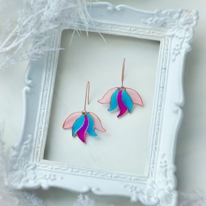 Iris, Wedding earrings, Floral earrings, Bridal earrings, Ukraine jewelry, Statement earrings, Dangle earrings, Iris jewelty, Succulent