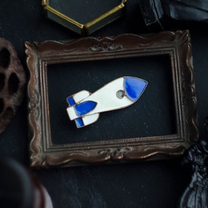 Space pin, Rocket ship, Rocket brooch, Nasa, Nasa pin, Space jewelry, Space brooch, Astronaut brooch, Astronomy, Galaxy brooch, Outer space,
