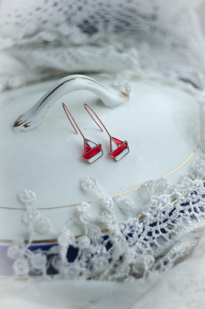 Paper boat, Sail Boat, Yacht, Ship earrings, Sailing earrings, Red earrings, Dangle earrings, Red boat, Ocean earrings, Sea, Small earrings image 3