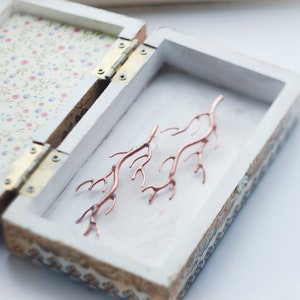 Roots Earrings, Branches, Tree roots, Stud Earrings, Freeform earrings, Seaweed earrings, Stick earrings, Tree earrings, Forest, Rustic. image 9