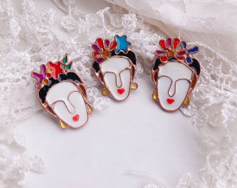 Frida, Frida brooch, Frida Cahlo, Frida Calo, Face, Face brooch, Portrait brooch, Artist, Geisa, Japan brooch.