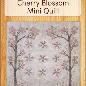 Mini trapunta Cherry Blossom di Yoko Saito con motivo a grandezza naturale