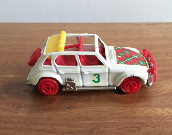 toy rally car