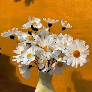 Paper White Daisy - Eco friendly handmade from crepe paper