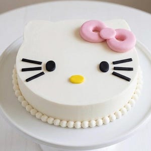 Hello Kitty Pink Bow fondant cake topper