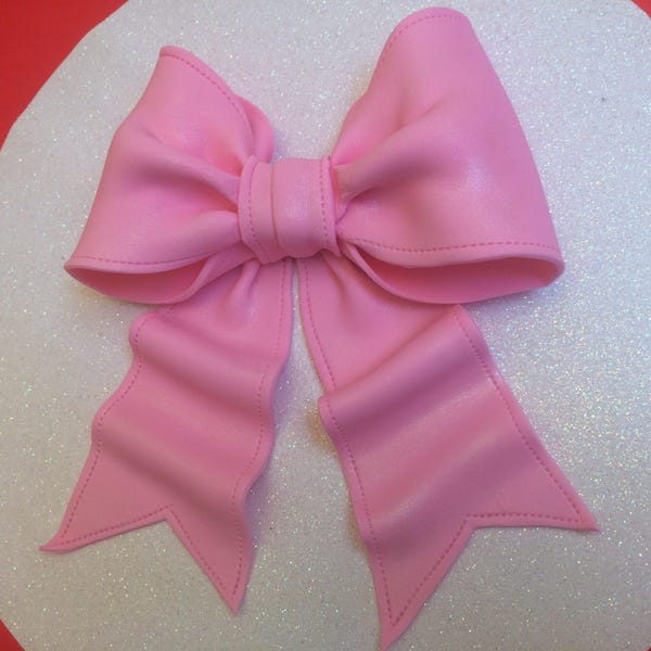 Pink bow gum paste fondant for birthday cake