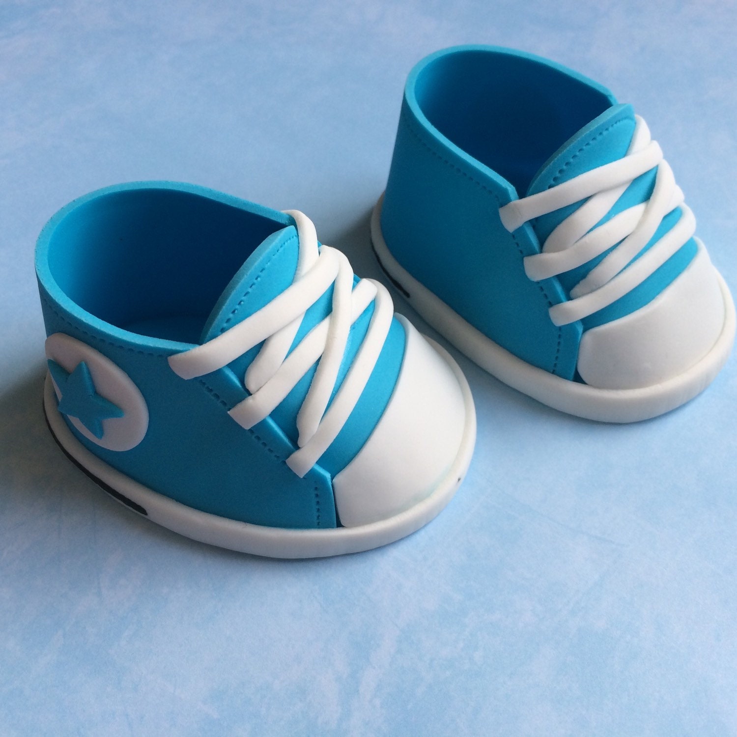 Converse Baby Shoes Gum Paste Fondant for Baby - Etsy