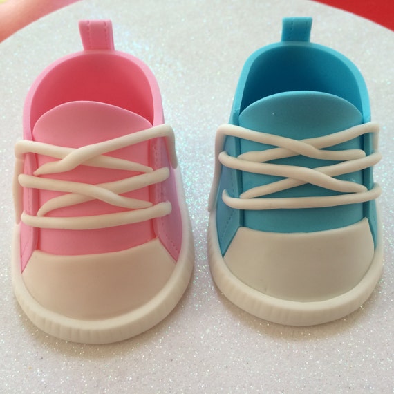 Aburrido dólar estadounidense Idealmente Pink and Blue Converse Baby Shoes GENDER REVEAL Fondant Baby - Etsy