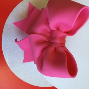 Cake decoration hot pink bow gum paste fondant for birthday cake