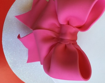 Cake decoration hot pink bow gum paste fondant for birthday cake