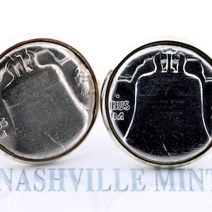 Para spinek do mankietów Franklin Half Dollar wykonanych w 90% ze srebra, ręcznie robionych z wyciętych w środku srebrnych półdolarówek, prezentów dla drużbów na rocznicę ślubu