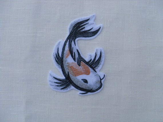 EMBROIDERED IRON ON DOG APPLIQUE 3593-W